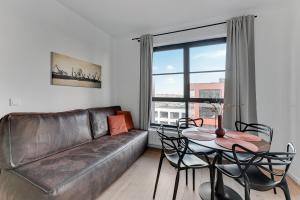 DOKI Living & Foodhall Apartament