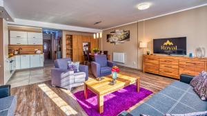 Apartamenty 11-go 26 i 22 Listopada by Royal Aparts