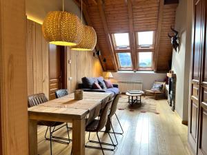 Àtic de luxe i rústic a Esterri dÀneu by RURAL DÀNEU