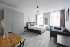 Malfatti Urban Oasis