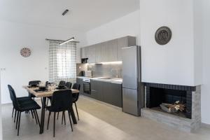 Villa Nontas Ntina with Private Pool & Playground