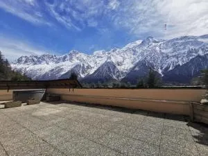 Betulle - 2bedroom - Patio facing Mont-Blanc range - Les Trabets