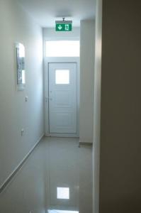 Anesis Airport rooms 102