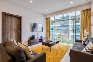 Homely & Spacious 2 bd Apt at Skynest (902)
