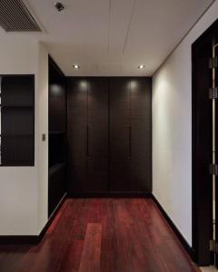 Authentic 2 bdr in Royal Amwaj North Residences