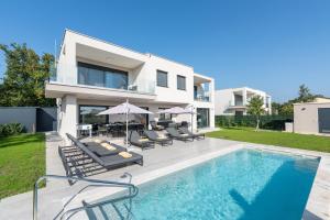 Villa Pina***** in Karigador/Novigrad 