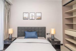 Modern 2 Bedroom Apt at Escada (207)