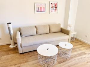 Pink Alta apartment with pool