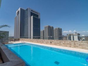 Spacious 1-Bed Apt at Elite (7D)