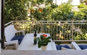 Awesome Apartment In Porec With Wifi