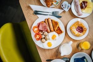 Holiday Inn Belfast by IHG