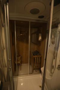 Triple Room with Balcony room in Hotel 1 Maji
