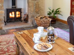 3 Bed in Fowey LTBRA