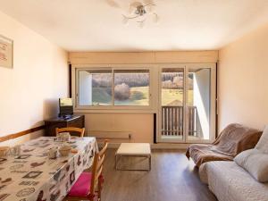 Appartements Studio 6 pers. avec balcon et acces direct aux pistes a Eaux-Bonnes - FR-1-400-6 : photos des chambres