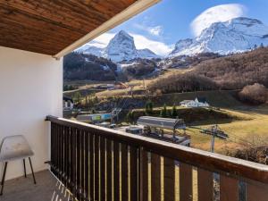 Studio 6 pers. avec balcon et accès direct aux pistes à Eaux-Bonnes - FR-1-400-6