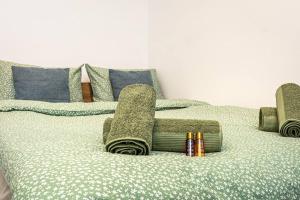 Kapana Beat 2-bedroom apt. Top Center