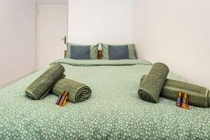 Kapana Beat 2-bedroom apt. Top Center