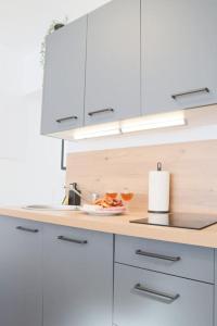 Appartements {Le Factory}, proche EuroAirport : photos des chambres