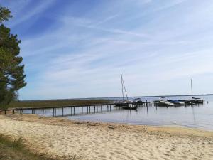 Appartements Biscarrosse classe 2 etoiles proche Latecoere : photos des chambres