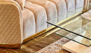 Golden Elegance Suite