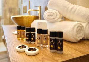 Golden Elegance Suite