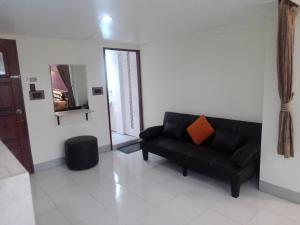 Living Room Guesthouse & Cafe Bar