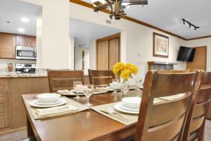 PARK STATION 214-1 condo