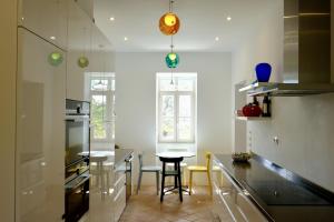 Quinta Amarela XL by Portucasa