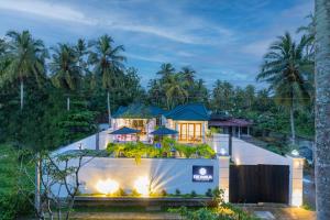 The Dahlia Residence