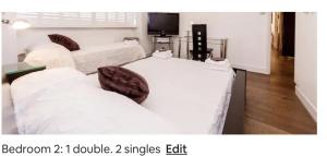 4 Bed Flat - Sleeps 14 - Parking - Game Room -Wifi