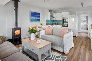 Garden flat near Goodwood with stunning views