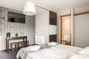 Willa Biały Domek - 600m Krupówki