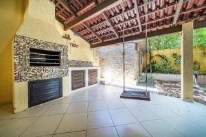 151 - Casa ampla e Rústica a 80m praia de Bombas