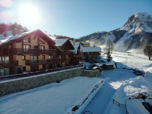 Appartements Chalet pieds des pistes a St Martin de Belleville, 3 pieces, terrasse, garage, services hoteliers inclus - FR-1-452-135 : photos des chambres