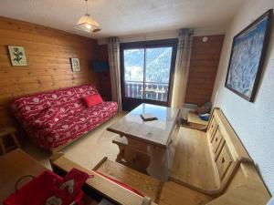 Studio charmant proche centre et remontées, balcon, parking - FR-1-693-51