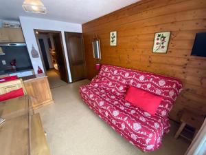 Studio charmant proche centre et remontées, balcon, parking - FR-1-693-51