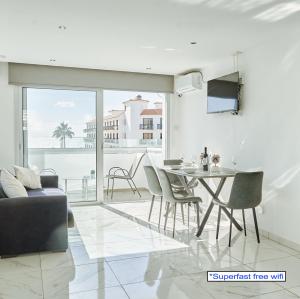 Nissi Avenue Suites - 4hvězdičkové hotely ve městě Ayia Napa