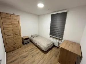 Separate Room in a New Townhouse in Warsaw - Rybie