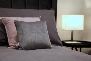 Molokai Snug Best location North South bay Courtyard garden Parking