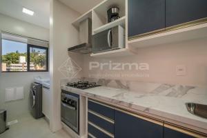 401 Bl 03 - WaldGarten Bombinhas - 50 m do Mar - Condomínio de Alto Padrão - Piscina - Academia - Salão de jogos