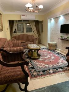 3-Bedroom Apartment with Stunning Sea-Side View