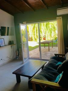 casa hogar con parque