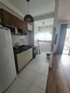Apartamento na Praia Martim de Sá com linda vista