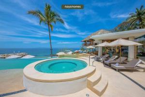 Luxury 2BR Condo with Private Beach - Beach Club -