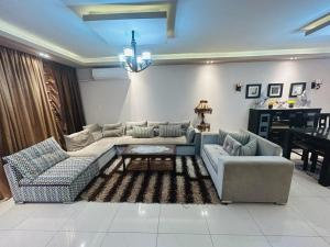 Apartment by the Nile Pharaonic Village العرب فقط
