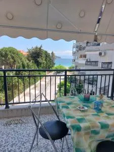 Luminosa Seaview Apartment - 帕雷恩特西菲基昂