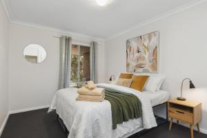 NORM317 - Little Hacienda