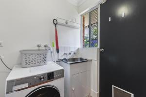 NORM317 - Little Hacienda