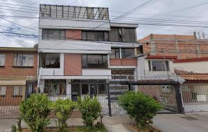 Apartasuites Bogotá 53 cerca al aeropuerto 01