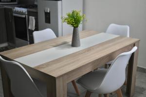 Gabbys House in private neighborhood